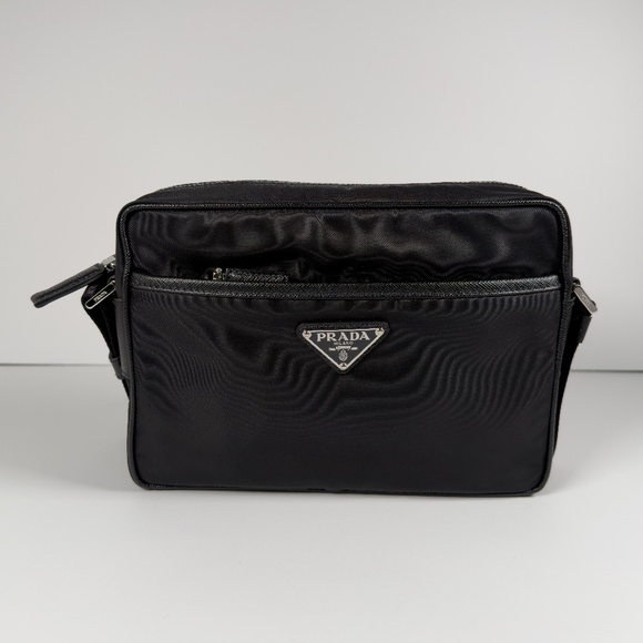 Prada Re-Nylon and Saffiano shoulder bag - Picture 1 of 5